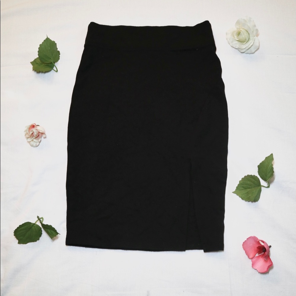 Tight Slit Skirt
